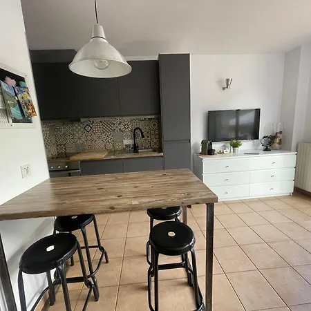 Wifi-parquing Free-terraza Hut 5213 كانيلو